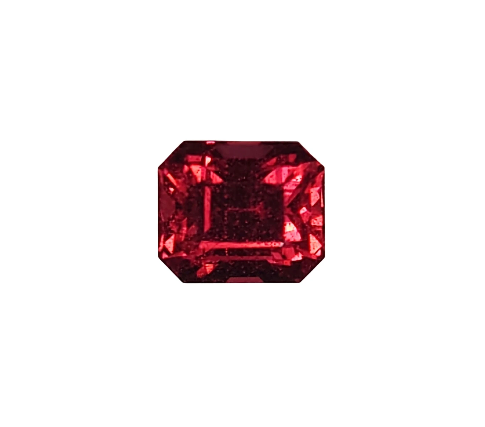 1ct Natural Emerald Faceted Umbalite Garnet from Tanzania — view 1